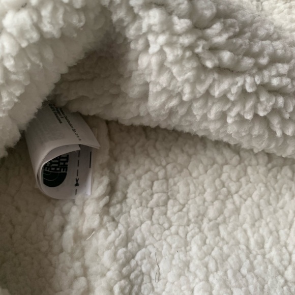 North Face Infinity Scarf - Picture 7 of 8